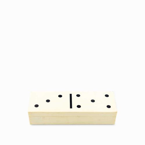 Juego domino blanco y negro